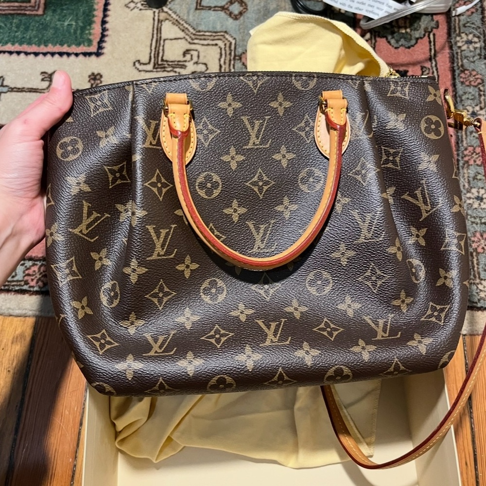 Louis Vuitton Turenne PM